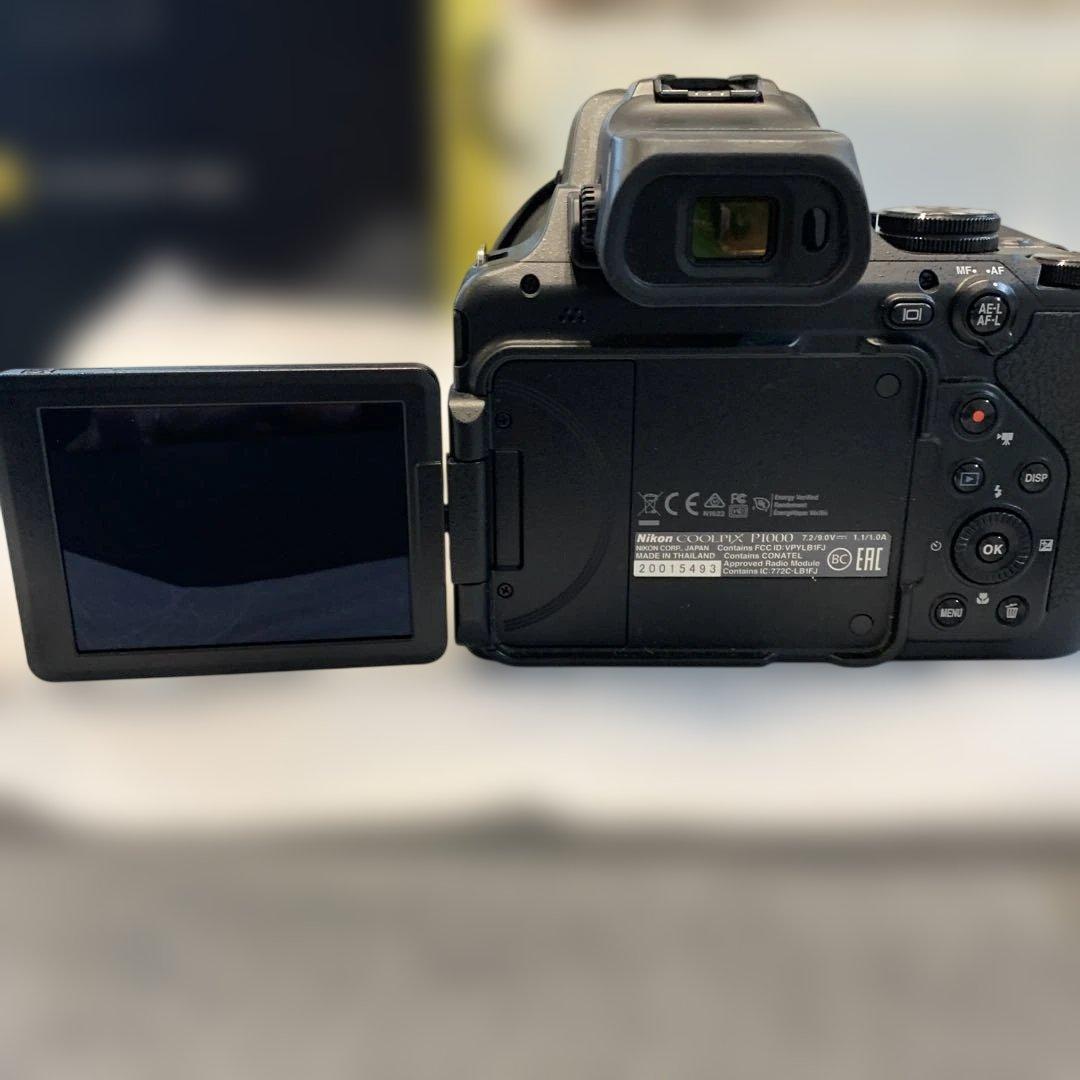Nikon Compact Digital Camera Coolpix1000