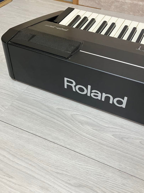 Roland Keyboards Digital Pianos Fp-7F 2012