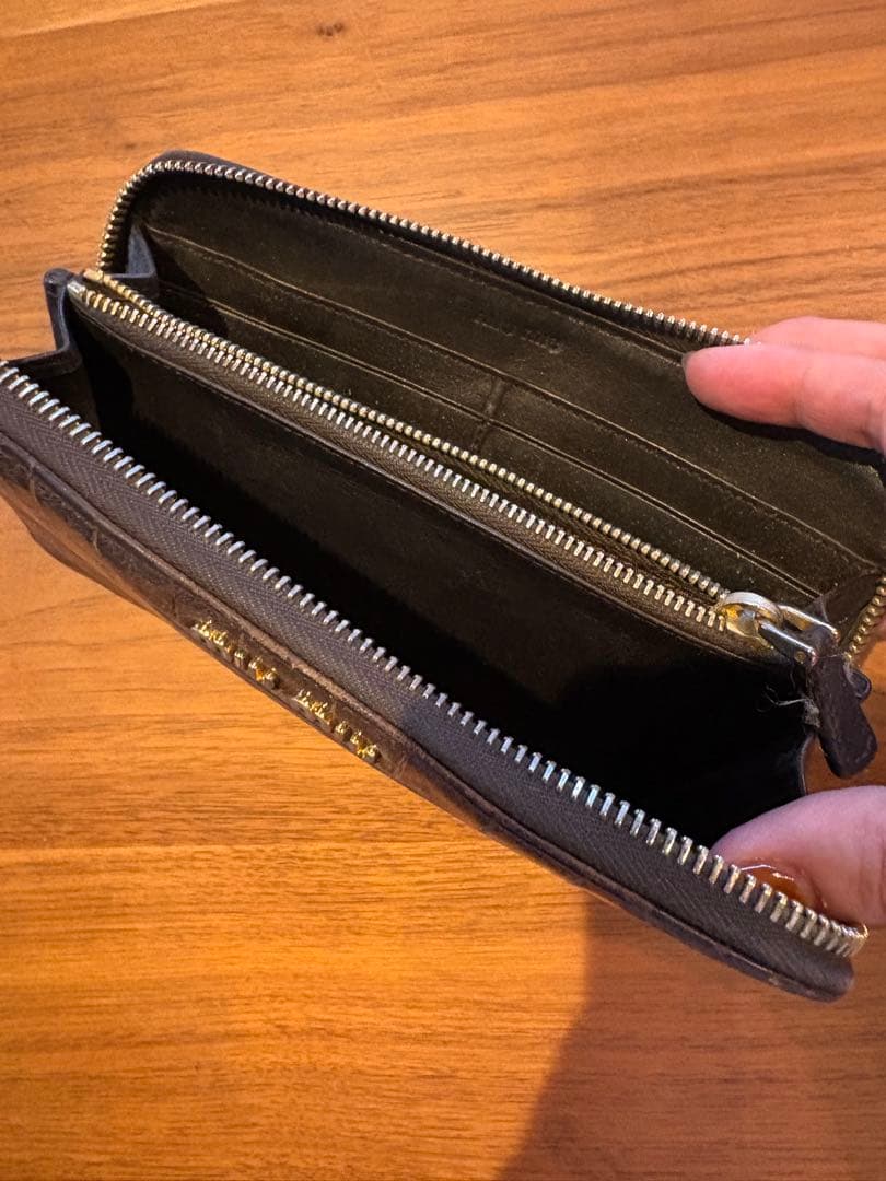 Miu Long Wallets
