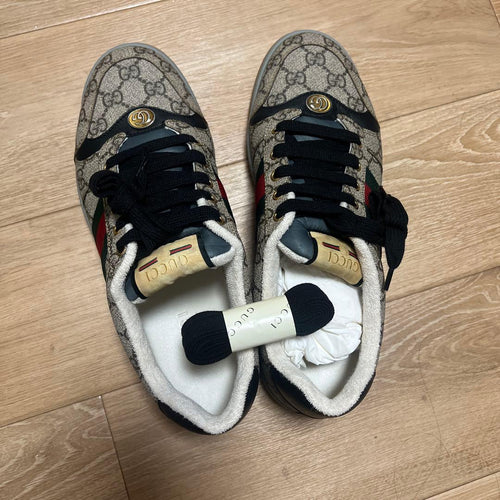Gucci Compact Wallets Gg (27.5Cm)