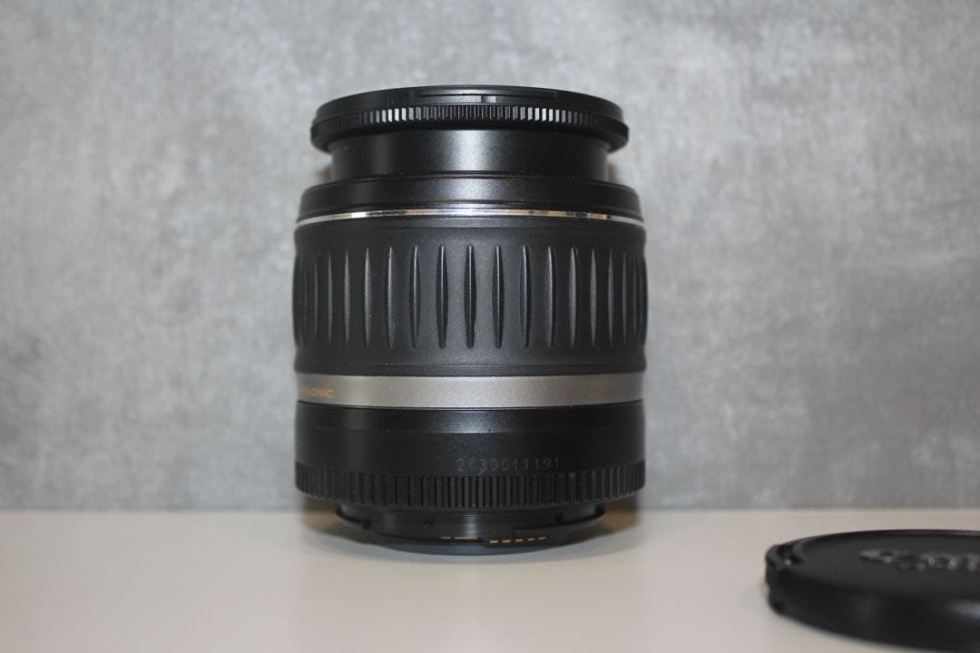 Canon Zoom Lenses Ef-S 18-55Mm F3.5-5.6 Ii Usm
