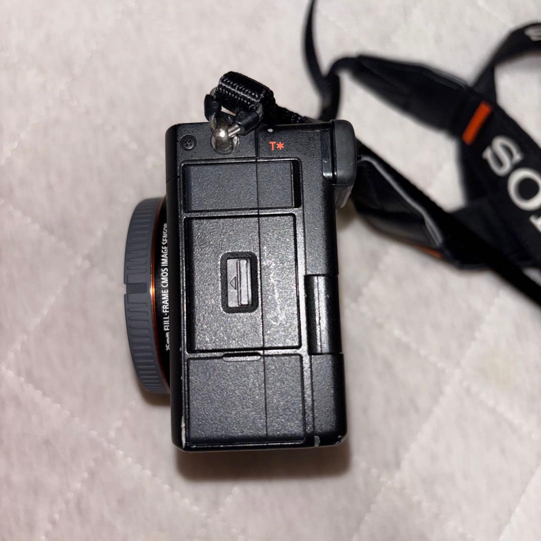 Sony Mirrorless Interchangeable Lens Cameras 7C