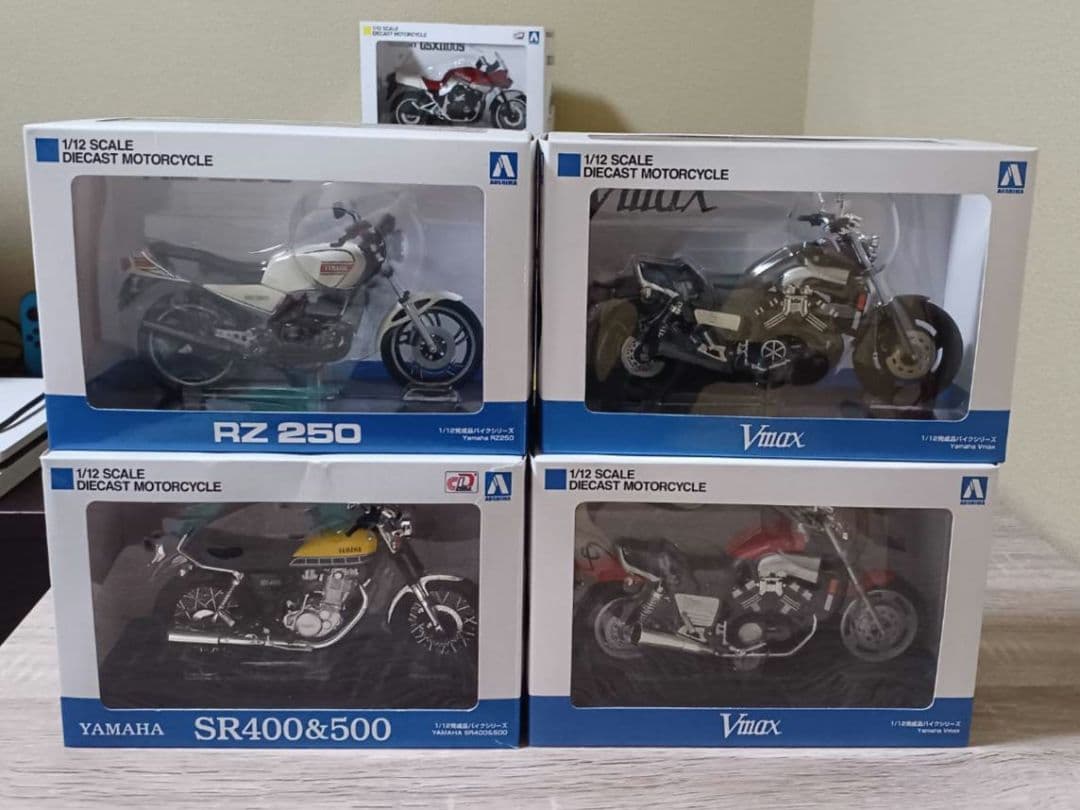 Aoshima Motorcycles 1/12 4 Yamaha