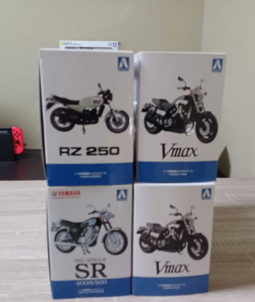 Aoshima Motorcycles 1/12 4 Yamaha