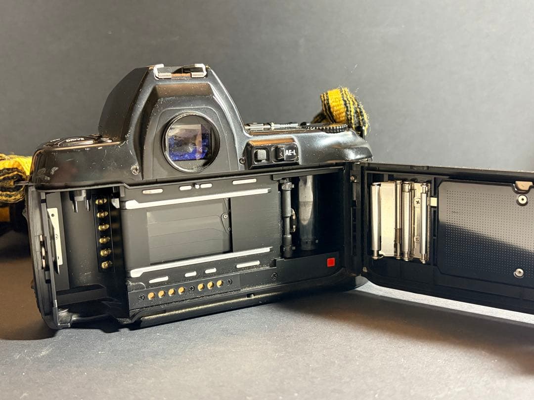 Slr Cameras (Film) Nikon F-801S 2 Sb-24