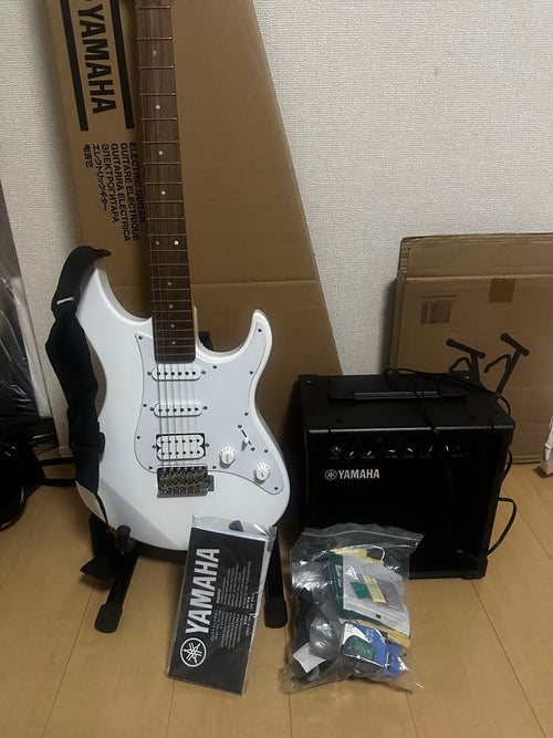 Yamaha Electric Guitar Beginner Sets Pacifica012