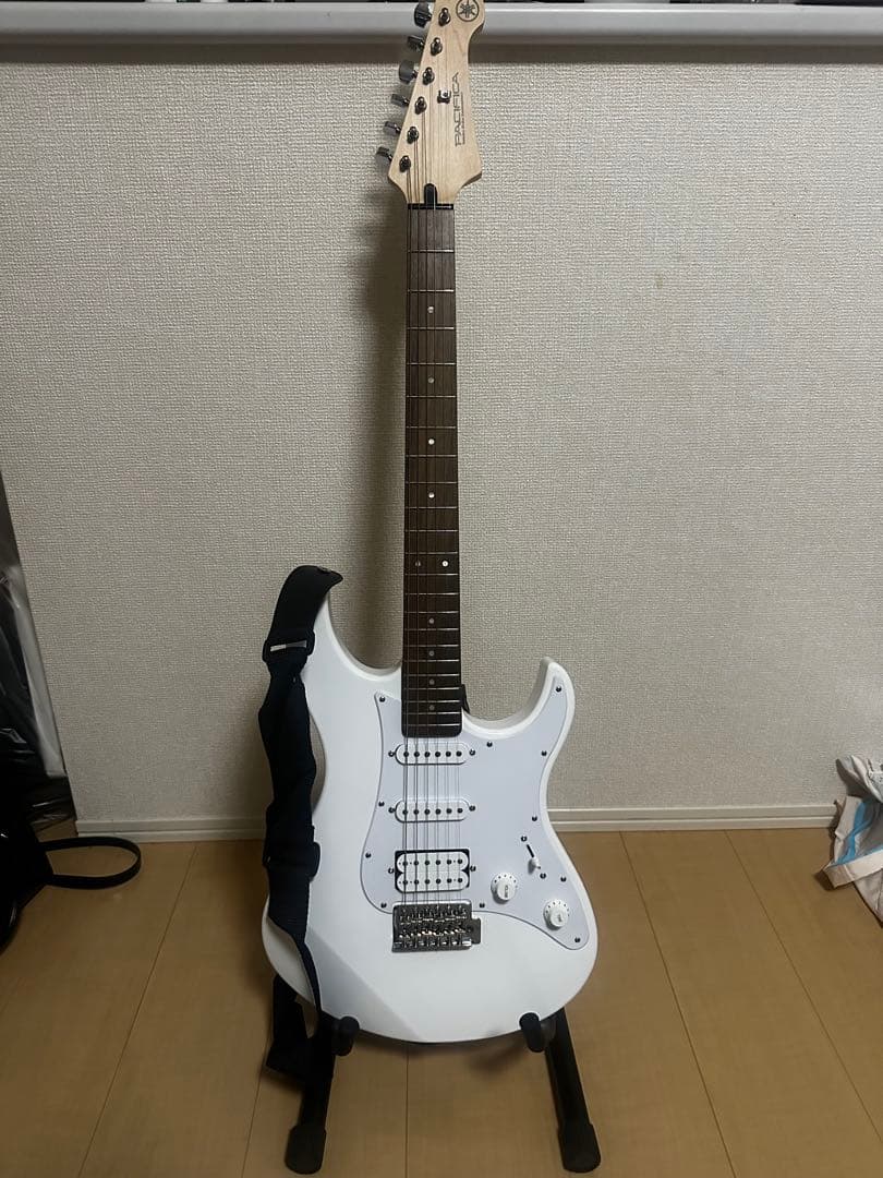 Yamaha Electric Guitar Beginner Sets Pacifica012