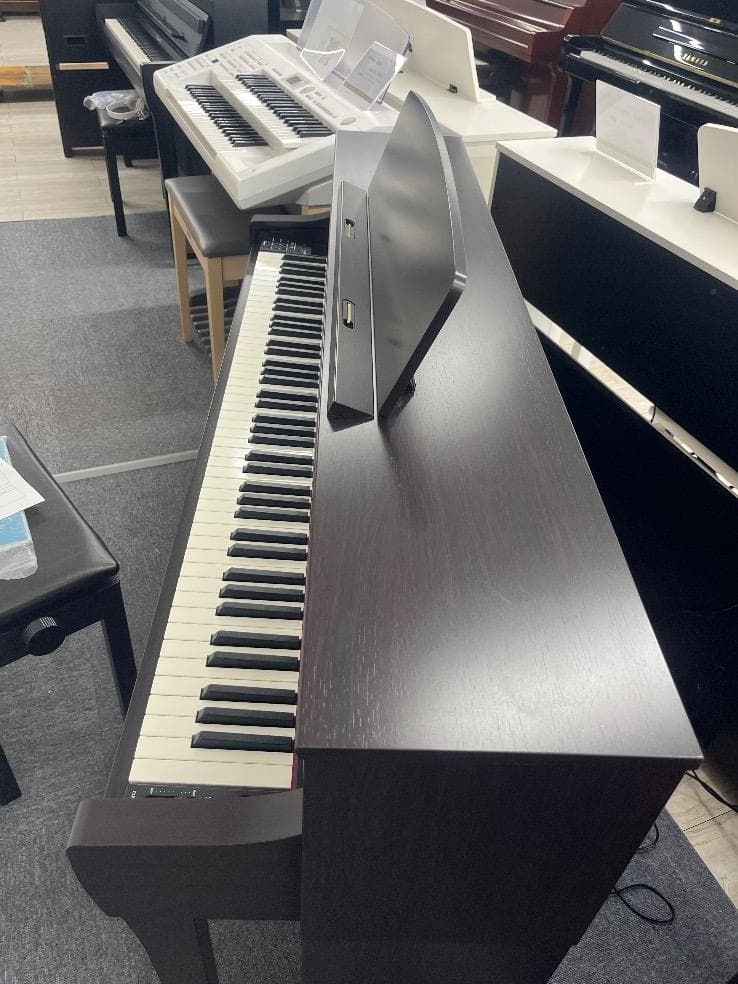 Yamaha Keyboards Digital Pianos 91395 Clp675R 19