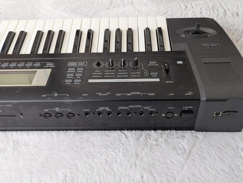 Korg Analog Synthesizers Tr61 Workstation