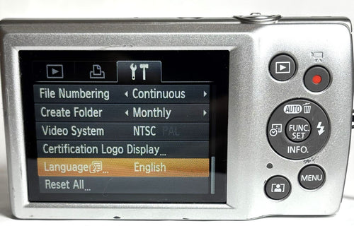 Canon Compact Digital Camera Ixy200 Pc2333 Hd 20Mp 8X Silver 2 /Sd (Ref# 6328)