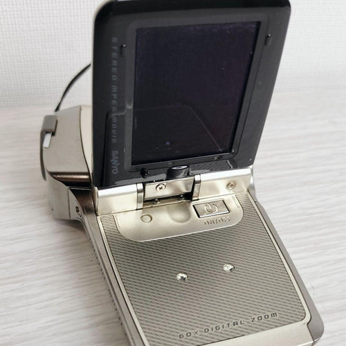 Xacti Compact Digital Camera Sanyo Dmx-C6
