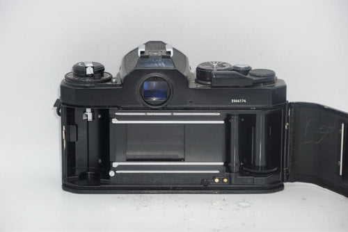 Nikon Slr Cameras (Film) Fe2