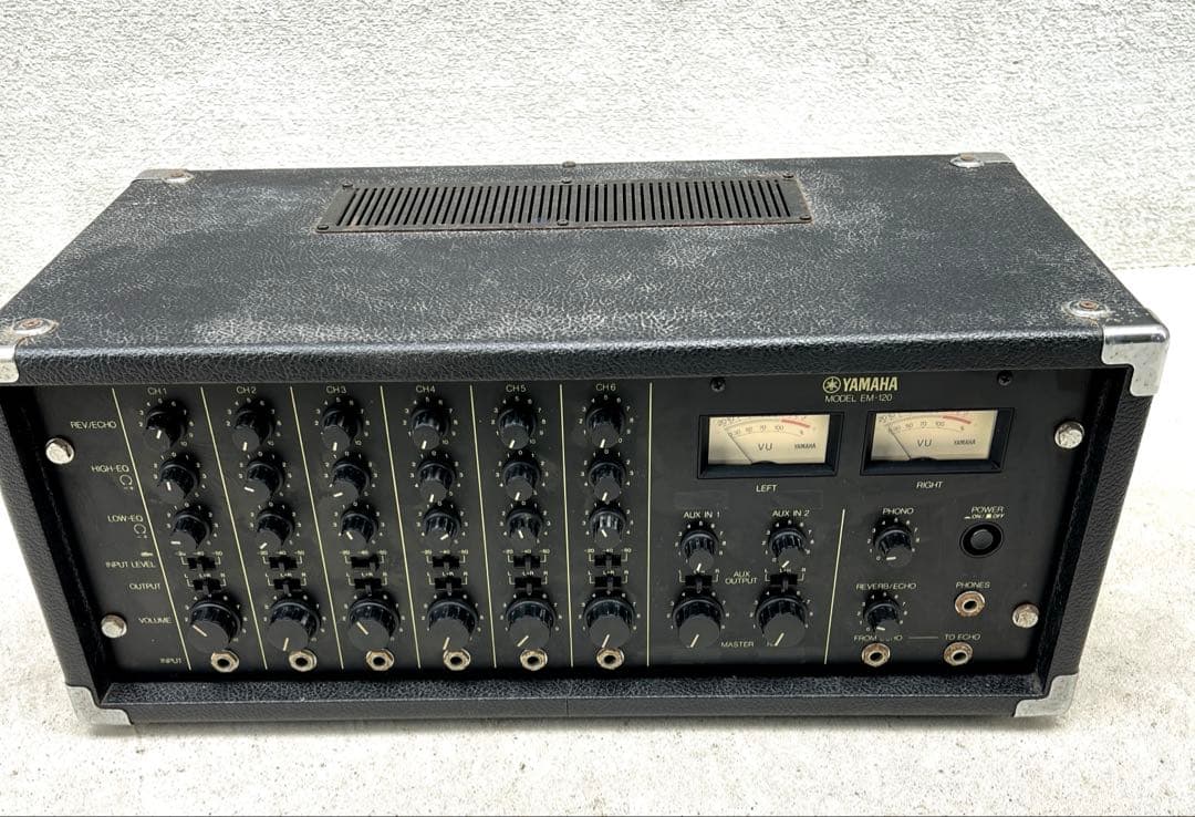 Yamaha Powered Mixer Em-120 Ok