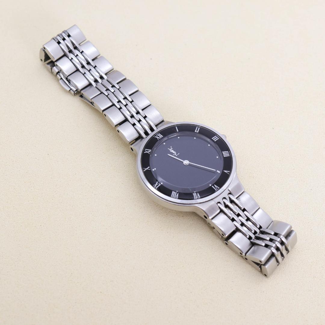 Yves Saint Laurent Watch (Quartz) 2662