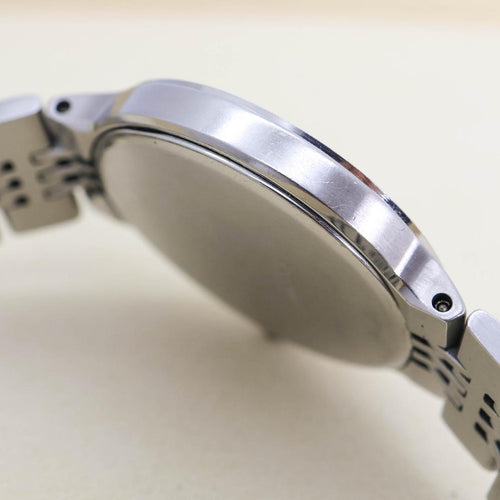 Yves Saint Laurent Watch (Quartz) 2662