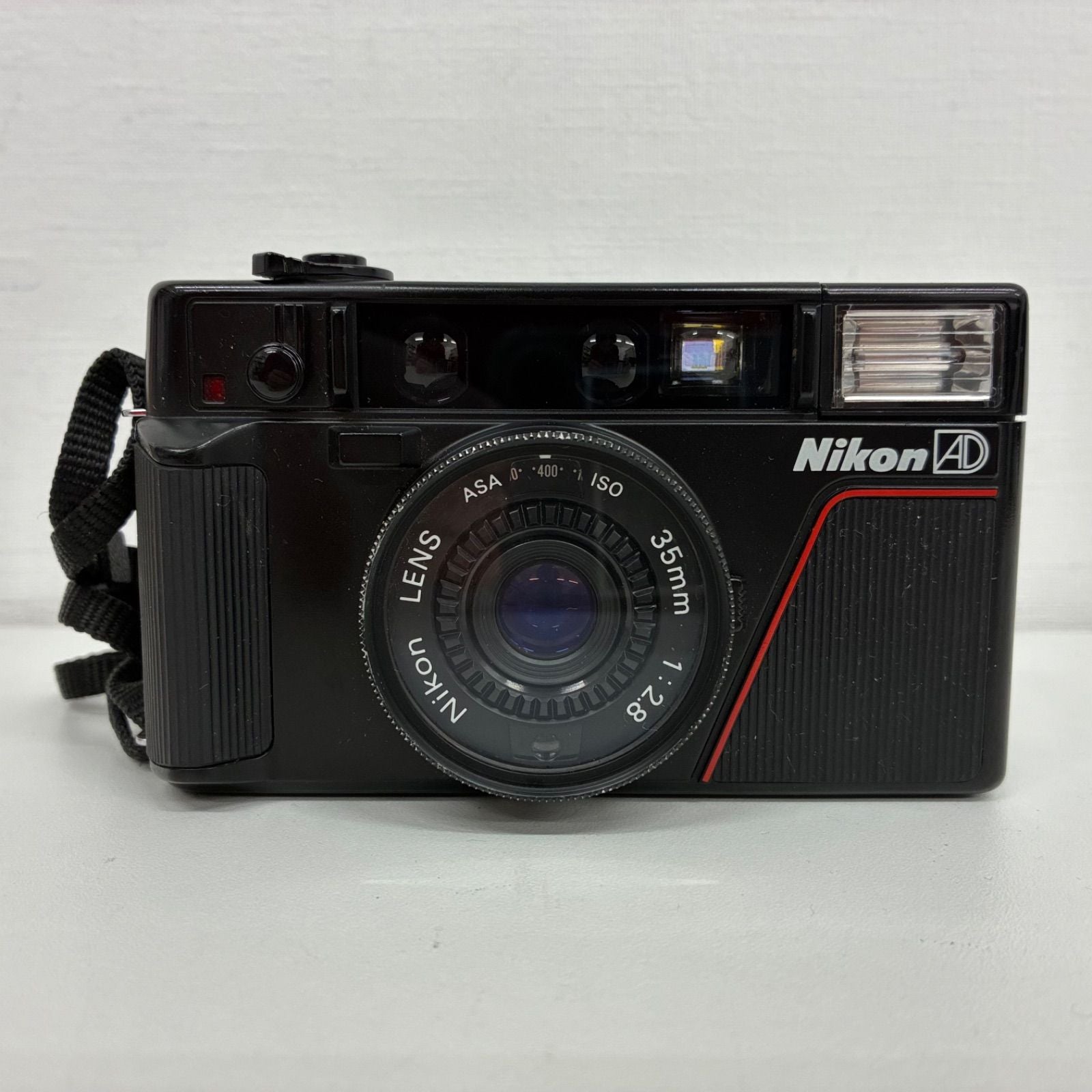 Nikon Slr Camera (Film) L35Ad 402K2500