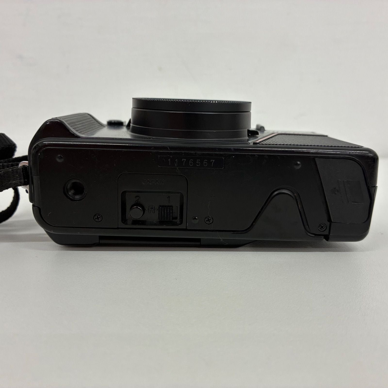 Nikon Slr Camera (Film) L35Ad 402K2500