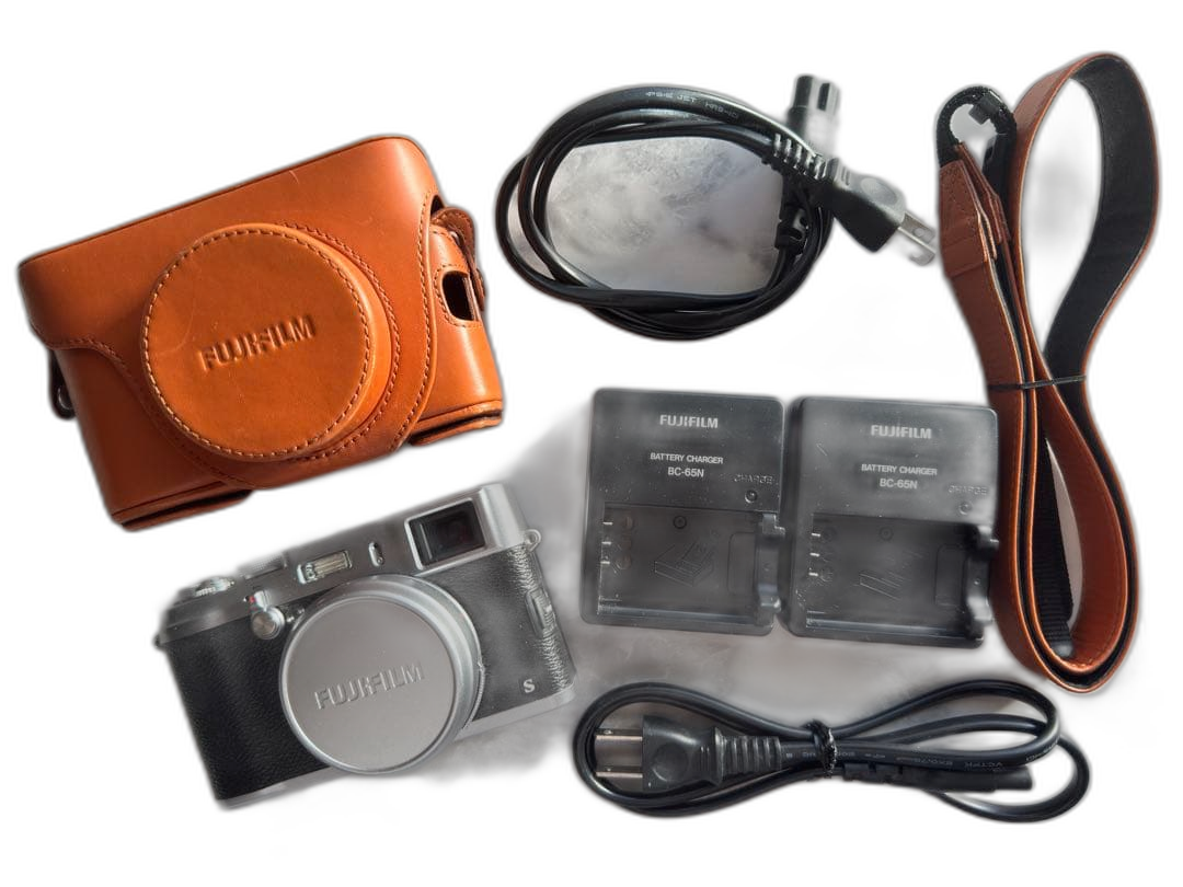 Fujifilm Compact Digital Camera X100S