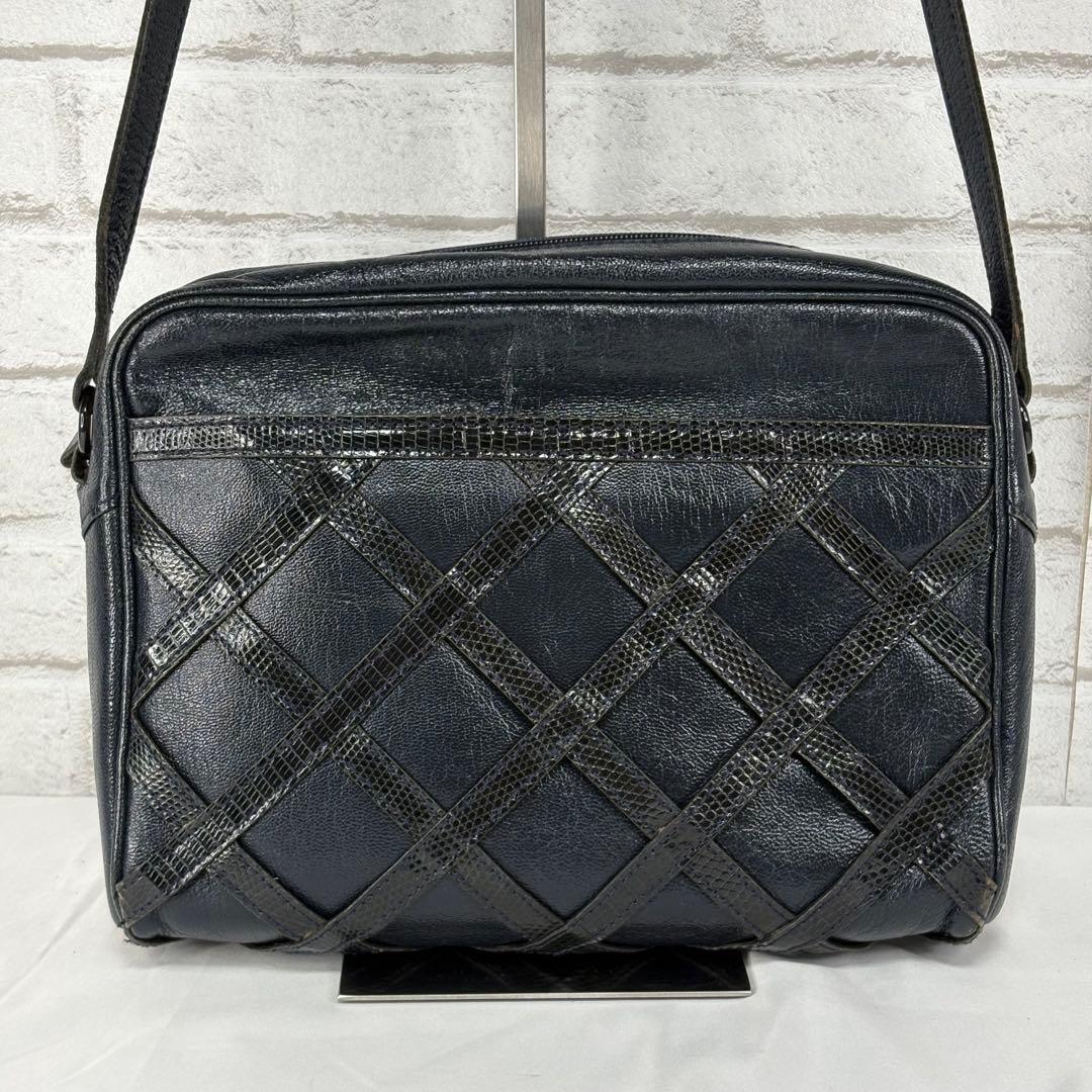 Yves Saint Laurent Shoulder Bags Ysl
