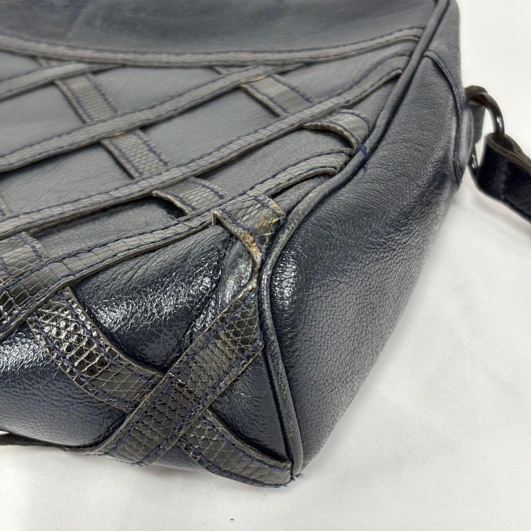 Yves Saint Laurent Shoulder Bags Ysl