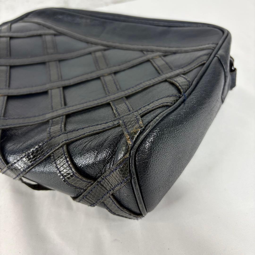 Yves Saint Laurent Shoulder Bags Ysl