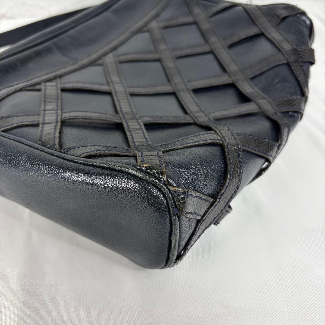 Yves Saint Laurent Shoulder Bags Ysl