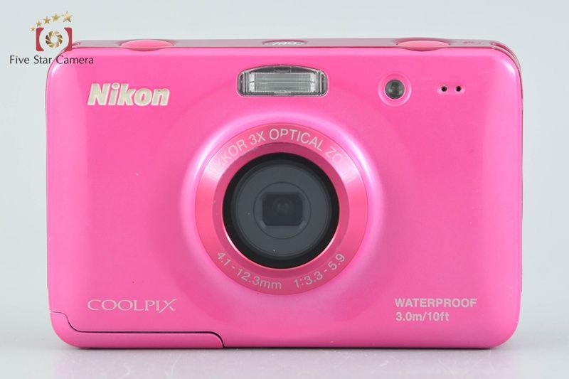 Nikon Compact Digital Camera Coolpix S30