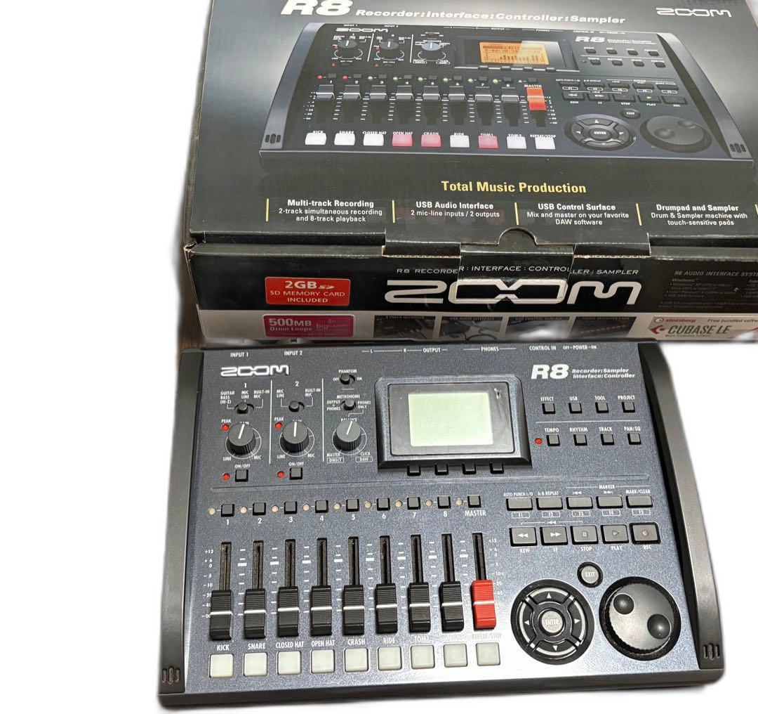 Zoom Multi -Track Recorder R8