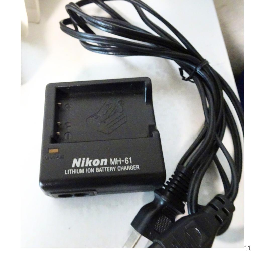 Nikon Compact Digital Cameras Coolpix 5200 Sd