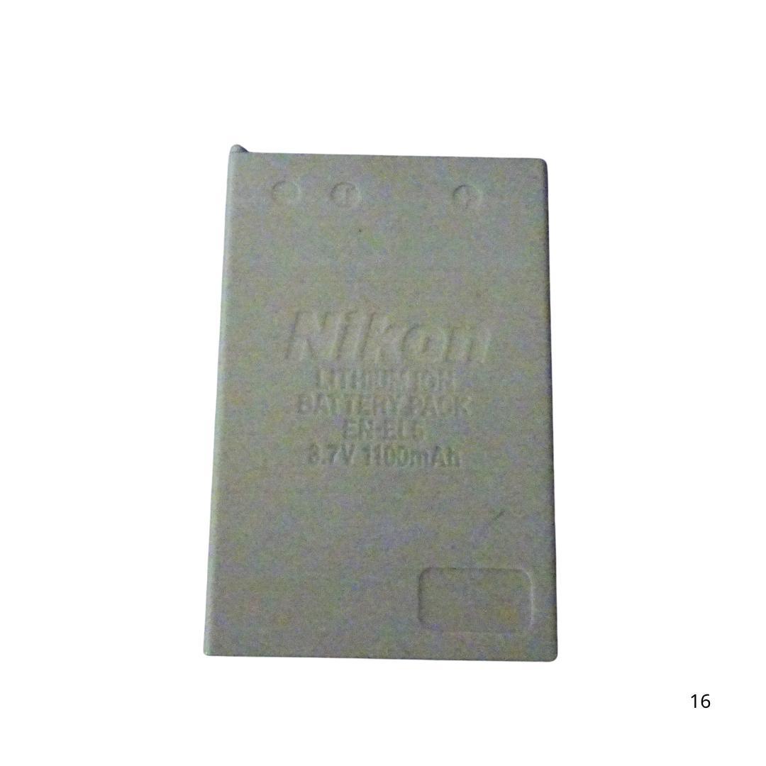 Nikon Compact Digital Cameras Coolpix 5200 Sd