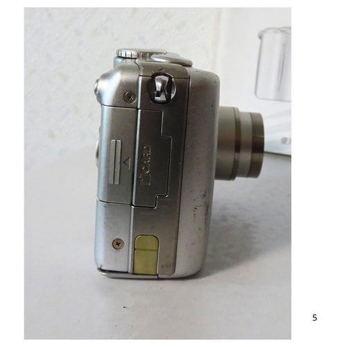 Nikon Compact Digital Cameras Coolpix 5200 Sd