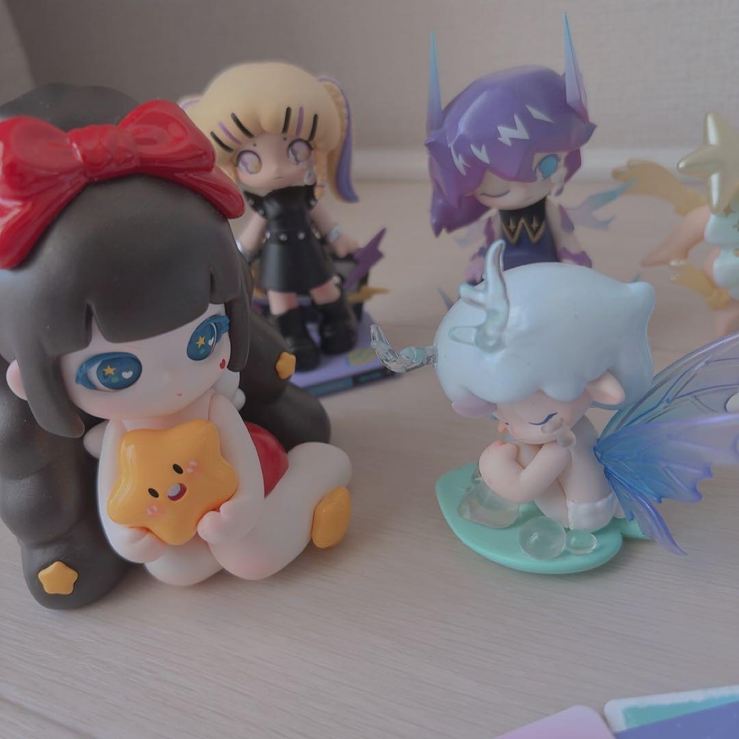 Other Pop Mart Azura 8