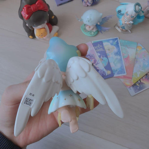 Other Pop Mart Azura 8