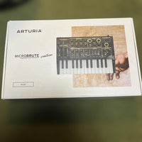 Analog Synthesizers Arturia Microbrute