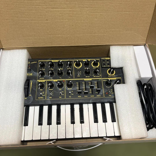 Analog Synthesizers Arturia Microbrute