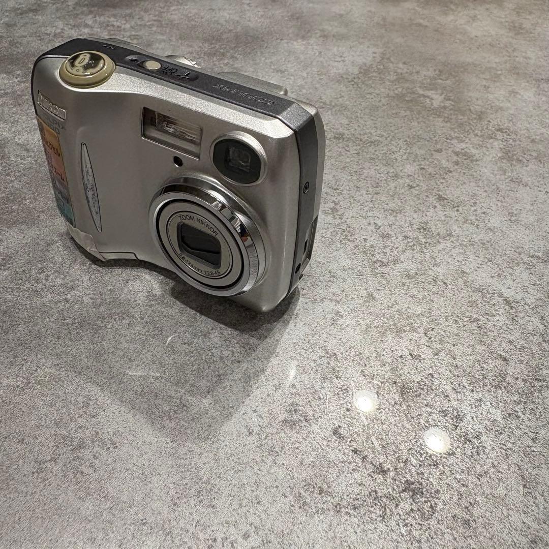 Nikon Compact Digital Cameras Coolpix4100