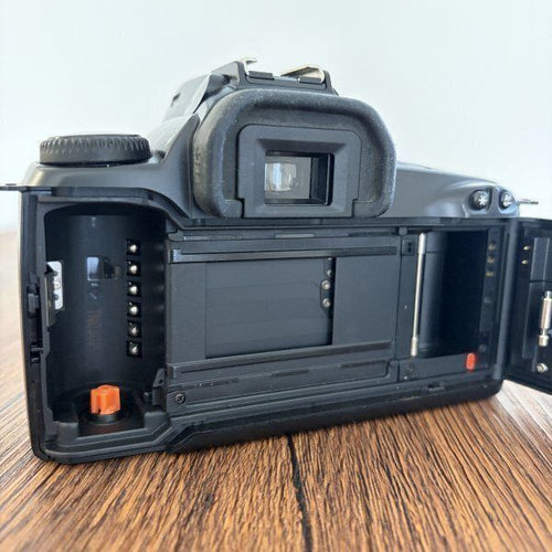 Strobe Canon Eos 3000 Quartz Date Usm Ef Ok