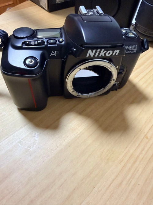 Nikon Slr Cameras (Film) F-601 Quartz Date Tamron