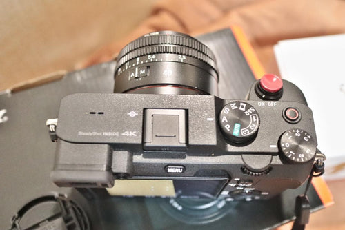 Sony Mirrorless Interchangeable Lens Cameras 6000 7C 2