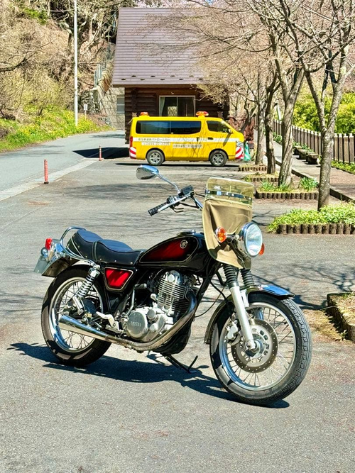 Yamaha Motorcycle Body Sr400