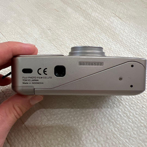 Compact Cameras (Film) Tiara Zoom