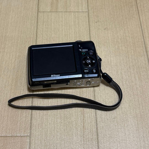 Nikon Compact Digital Camera Coolpix L21