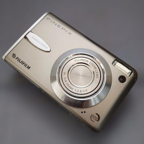 Fujifilm Compact Digital Camera Finepix F30