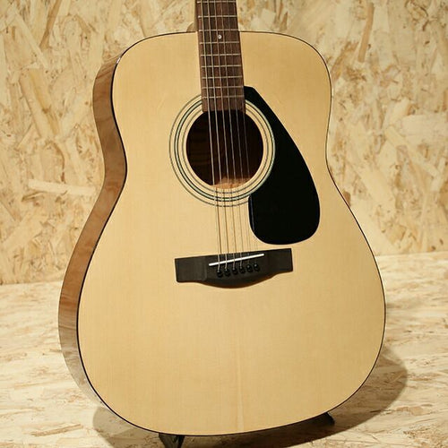 Acoustic Guitar Beginner Set Yamaha F310P Nt