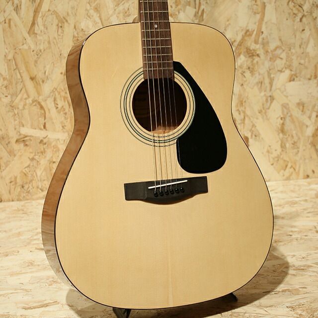 Acoustic Guitar Beginner Set Yamaha F310P Nt