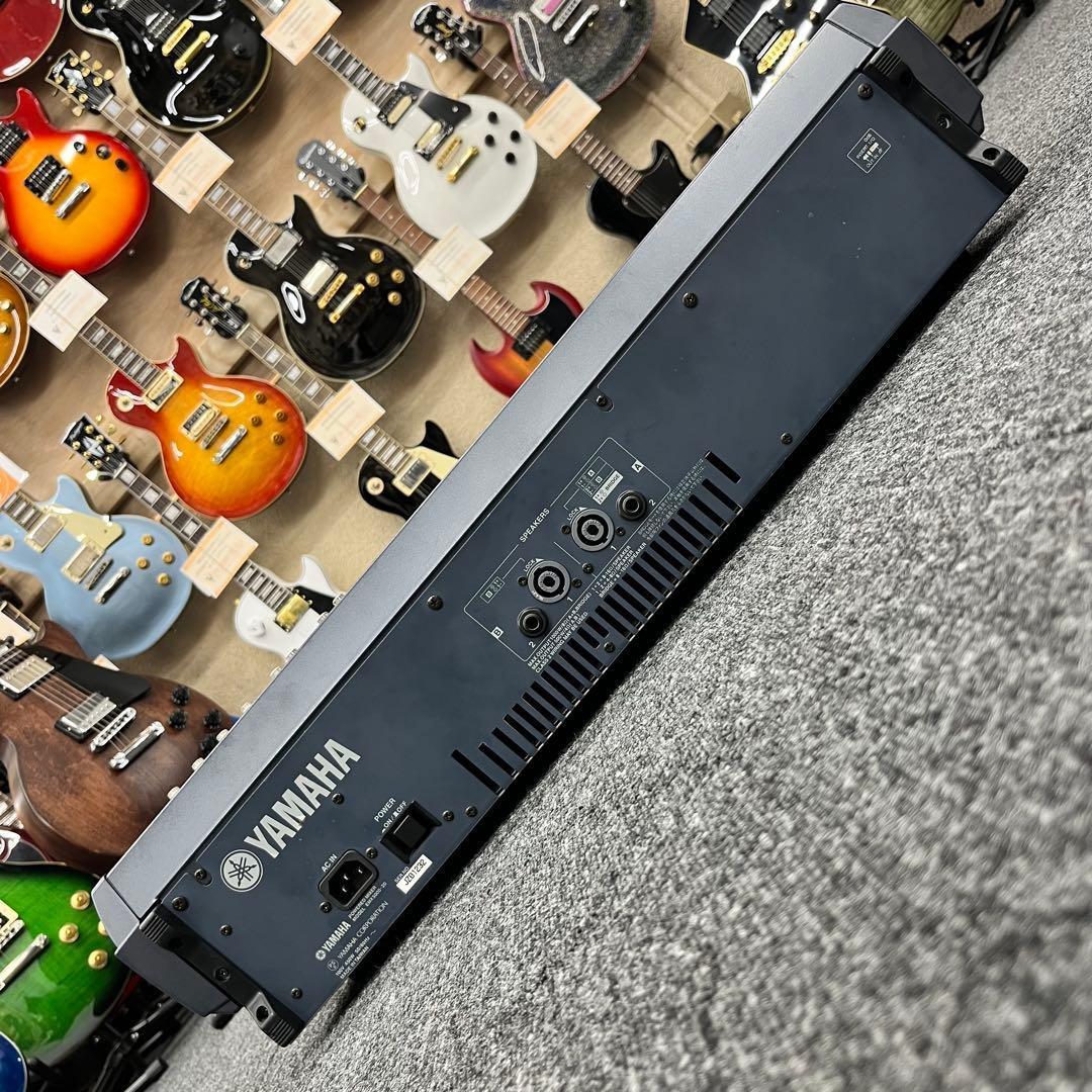 Analog Mixer 11125 Yamaha Emx5000-20