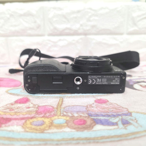 Ricoh Compact Digital Cameras 931 Gx100