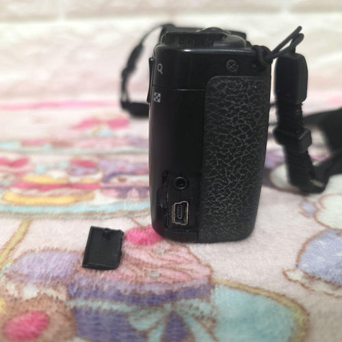 Ricoh Compact Digital Cameras 931 Gx100
