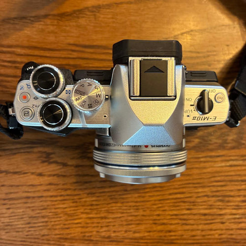 Olympus Mirrorless Interchangeable Lens Cameras Om-D