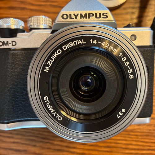 Olympus Mirrorless Interchangeable Lens Cameras Om-D